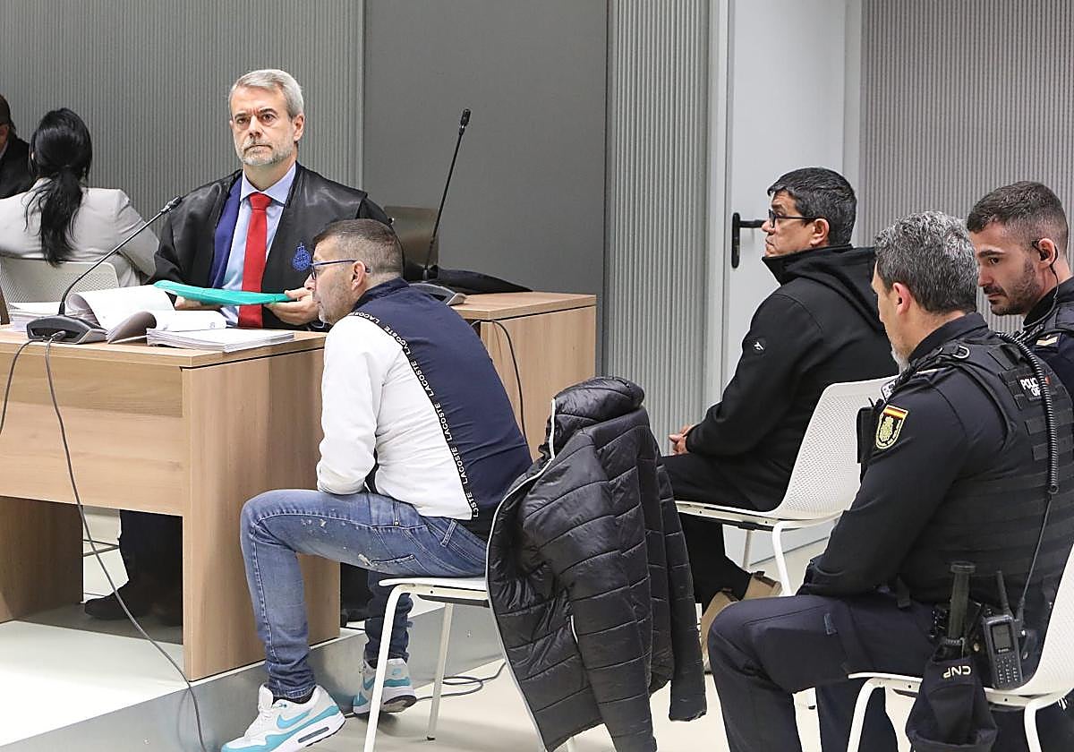 Los acusados, en una de las sesiones de juicio.