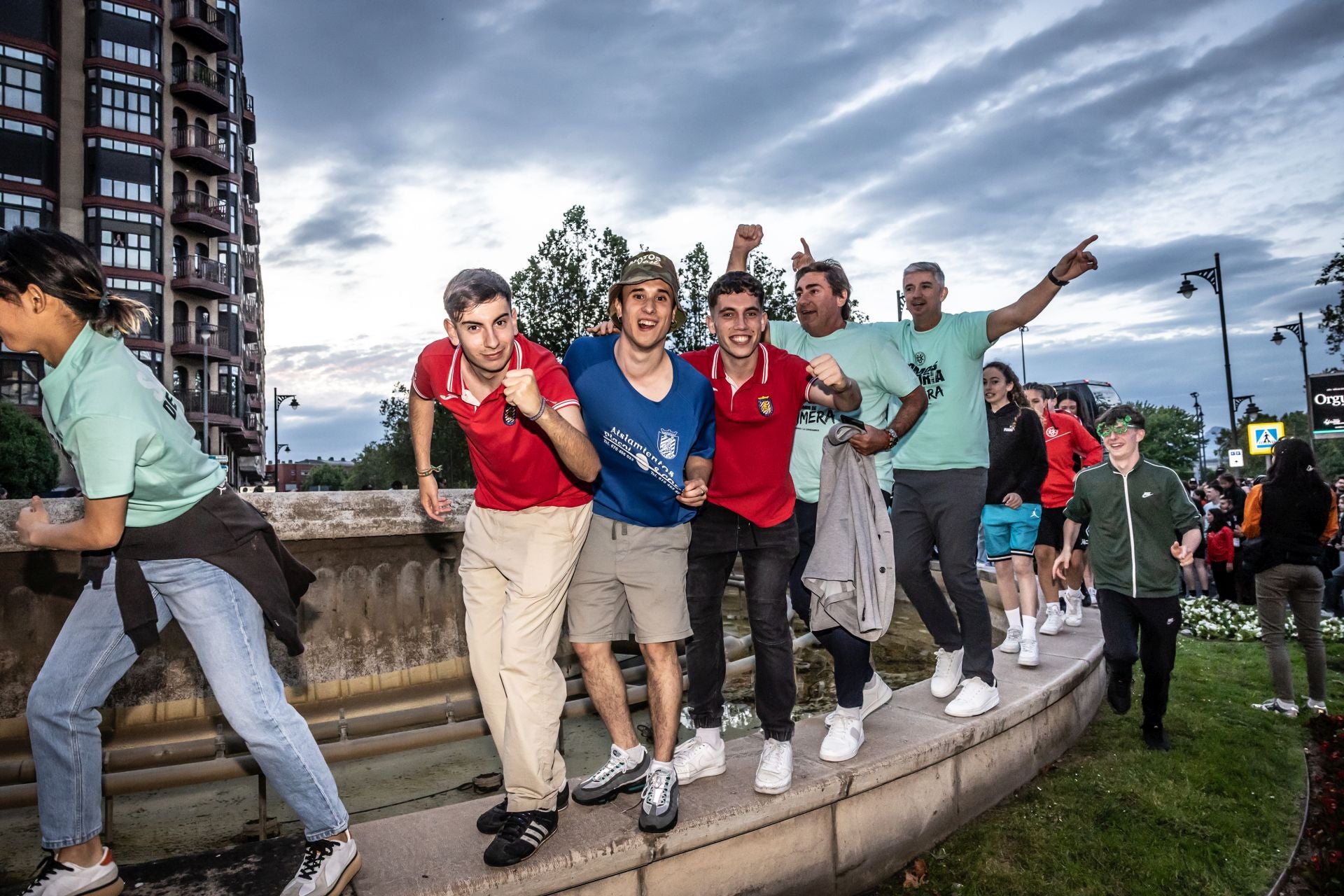 Así celebró el Dux su ascenso en la Fuente Murrieta