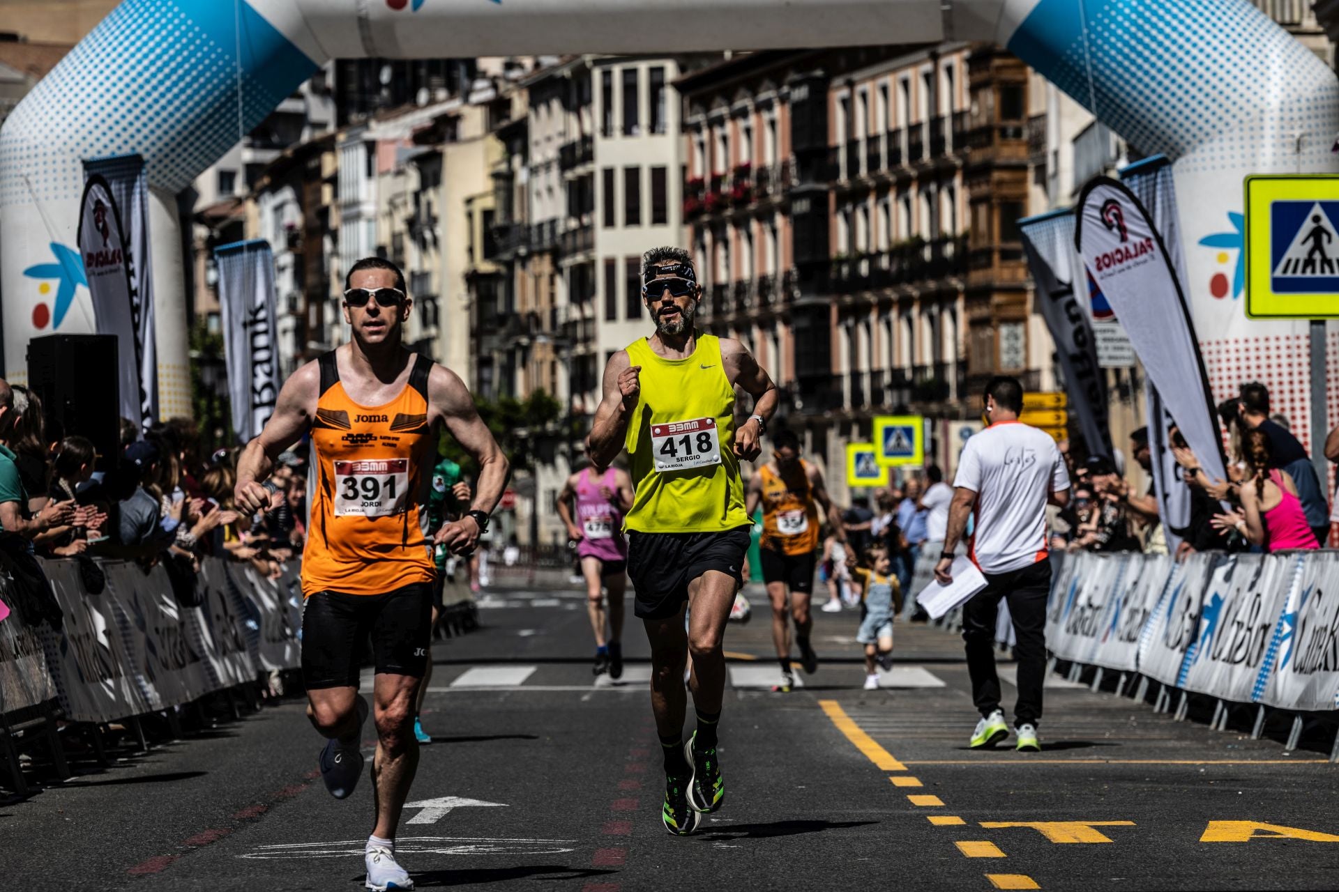 Fotos | La llegada a meta de los corredores