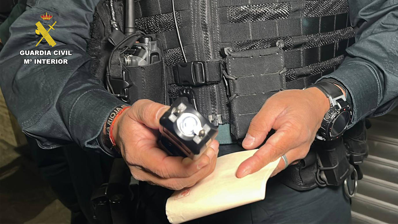 Las imágenes del operativo de la Guardia Civil en Alfaro