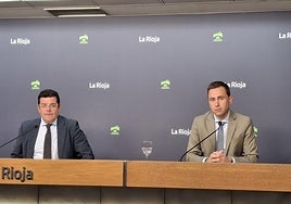 Alfonso Domínguez y Daniel Osés durante la rueda de prensa del Consejo de Gobierno de este martes.
