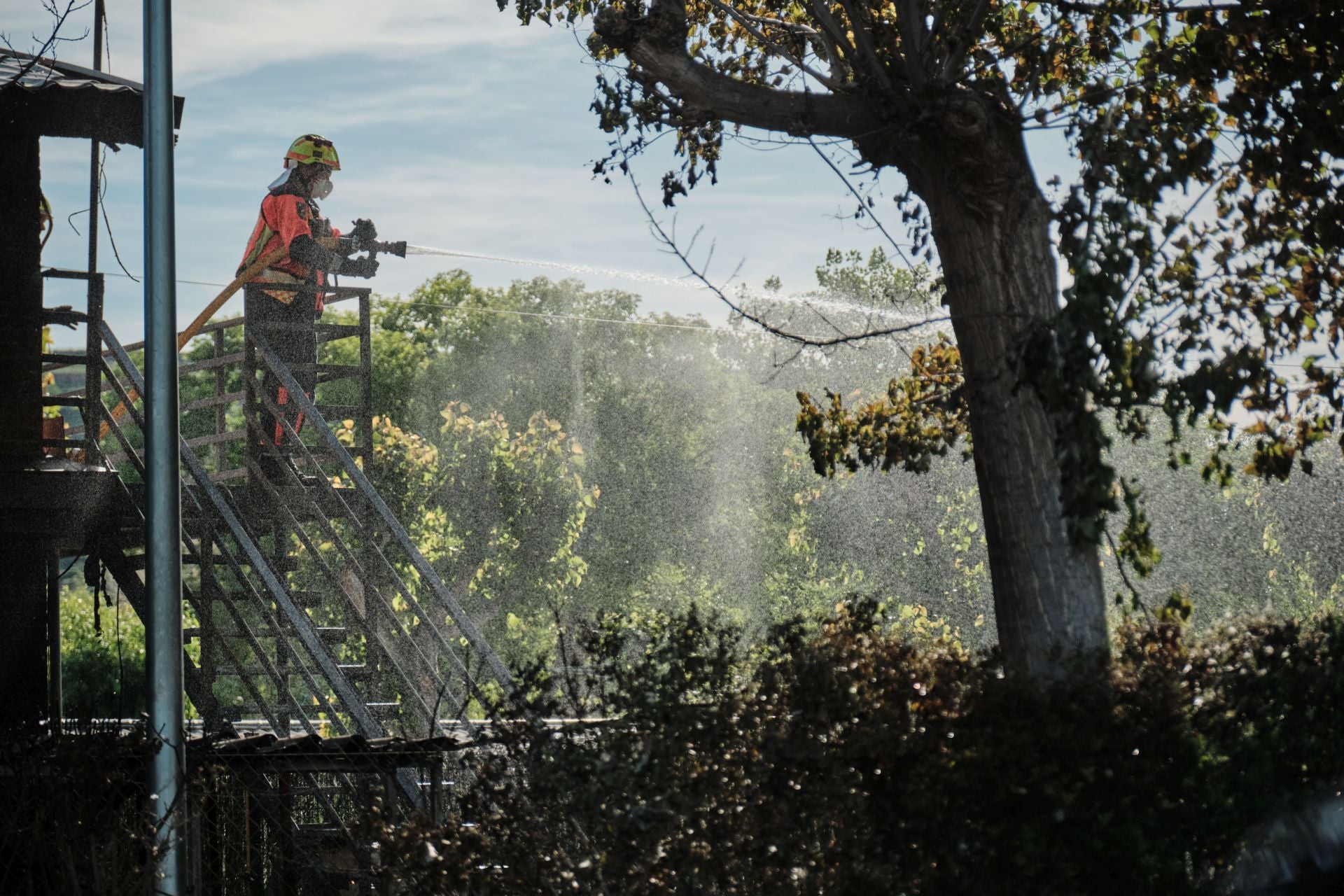 Las imágenes del incendio del camping de Navarrete