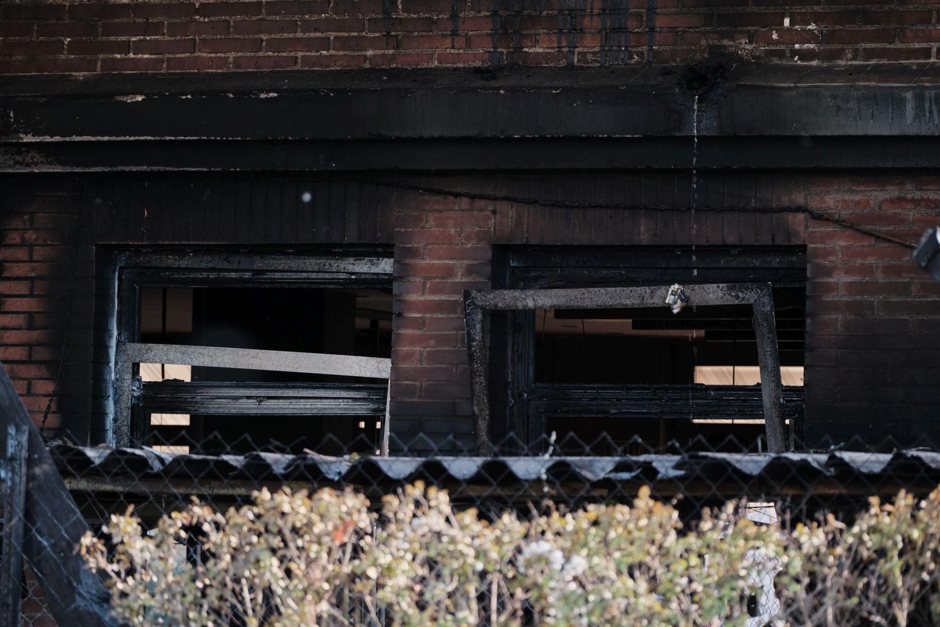 Las imágenes del incendio del camping de Navarrete