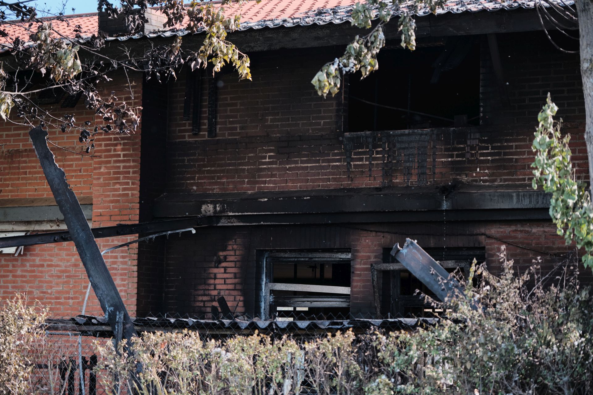 Las imágenes del incendio del camping de Navarrete