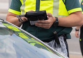 Un agente de la Guardia Civil, en una imagen de archivo.