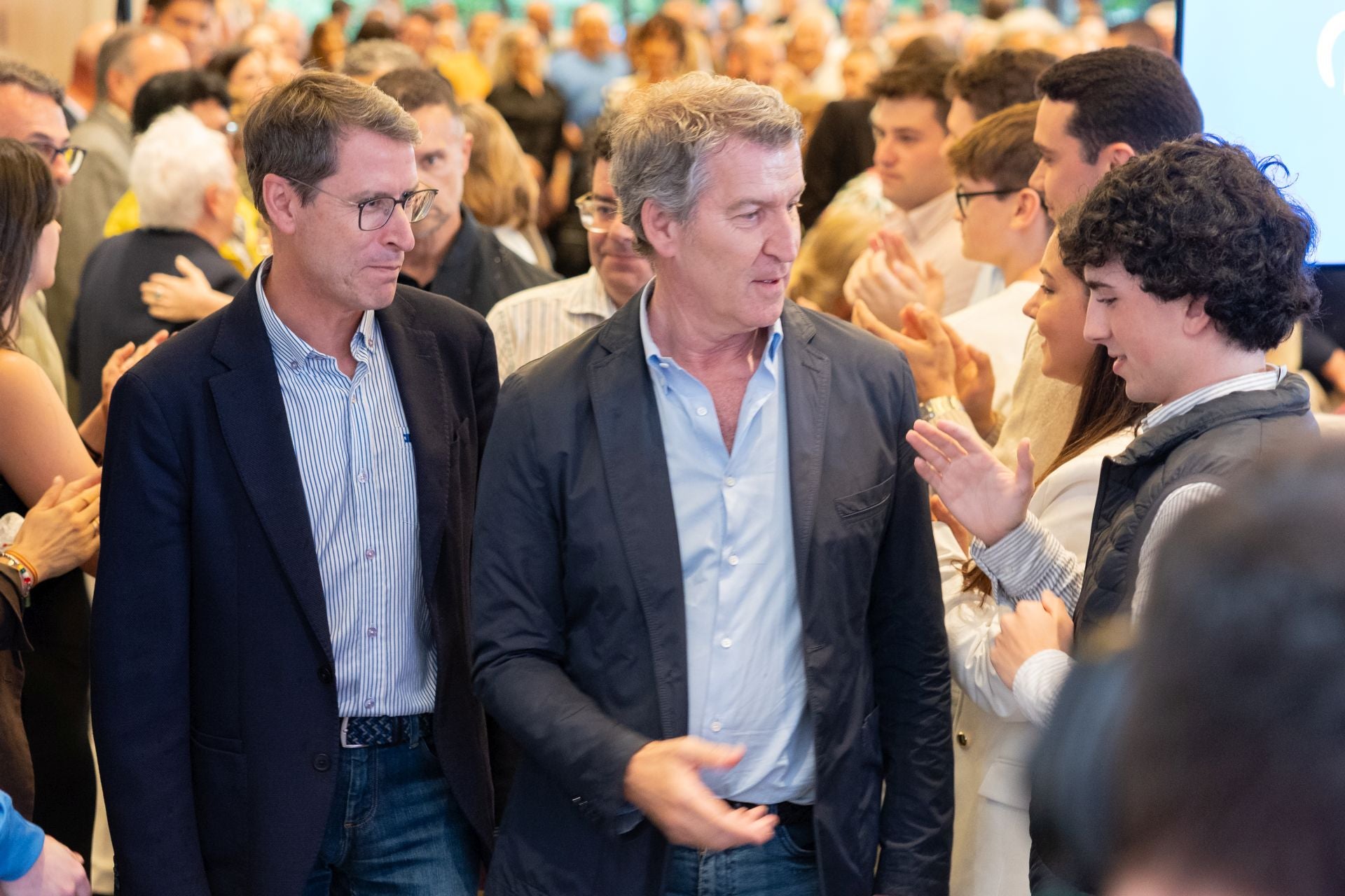 Imágenes de la visita del líder del PP a Logroño