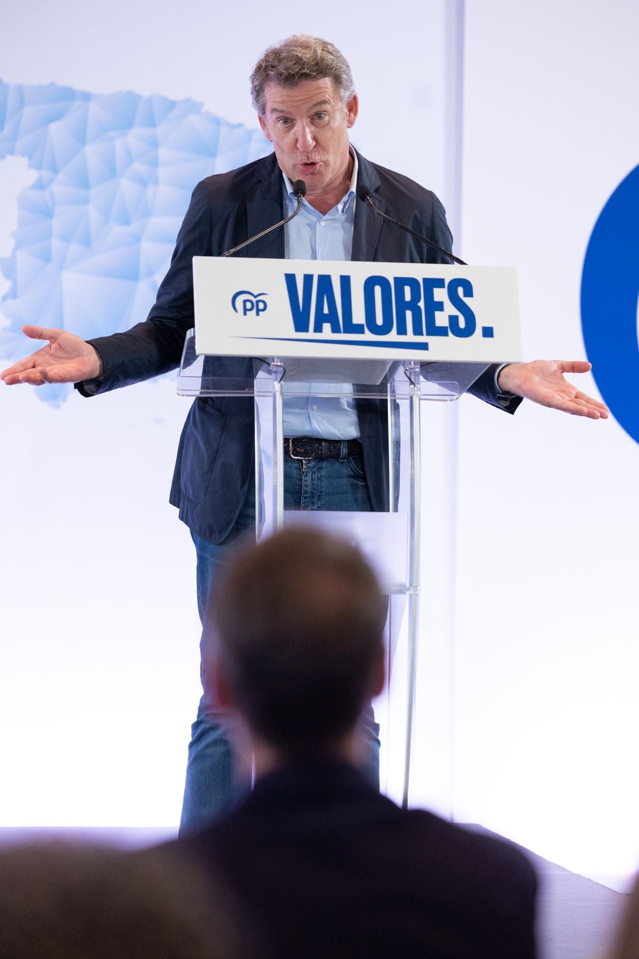 Imágenes de la visita del líder del PP a Logroño