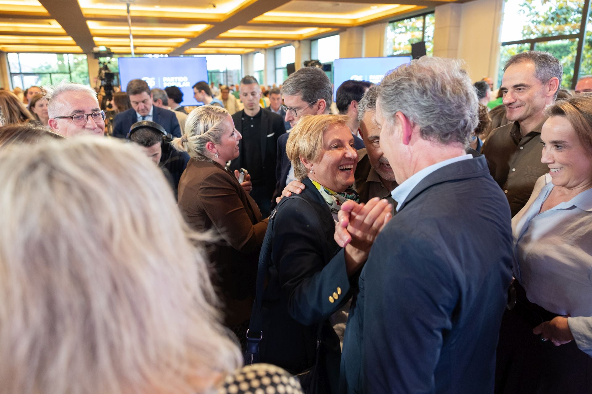 Imágenes de la visita del líder del PP a Logroño