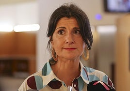 Eva Loza, este jueves antes del pleno.