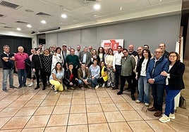 Rosa Herce releva a Javier García al frente de la agrupación socialista local