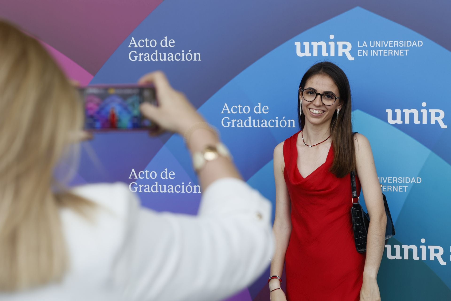Las imágenes de la graduación de los estudiantes de la Facultad de Educación y Humanidades de UNIR
