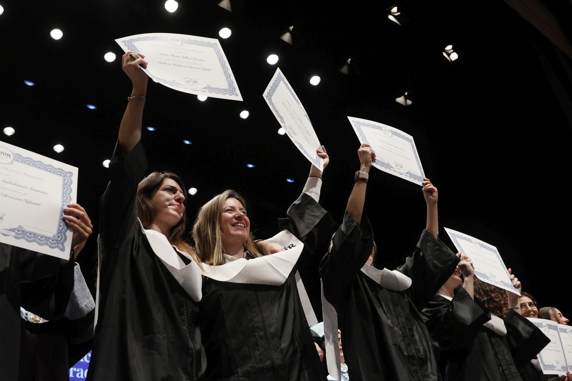 Las imágenes de la graduación de los estudiantes de la Facultad de Educación y Humanidades de UNIR