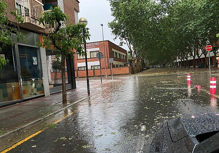 Leves daños por la fuerte tormenta en Logroño