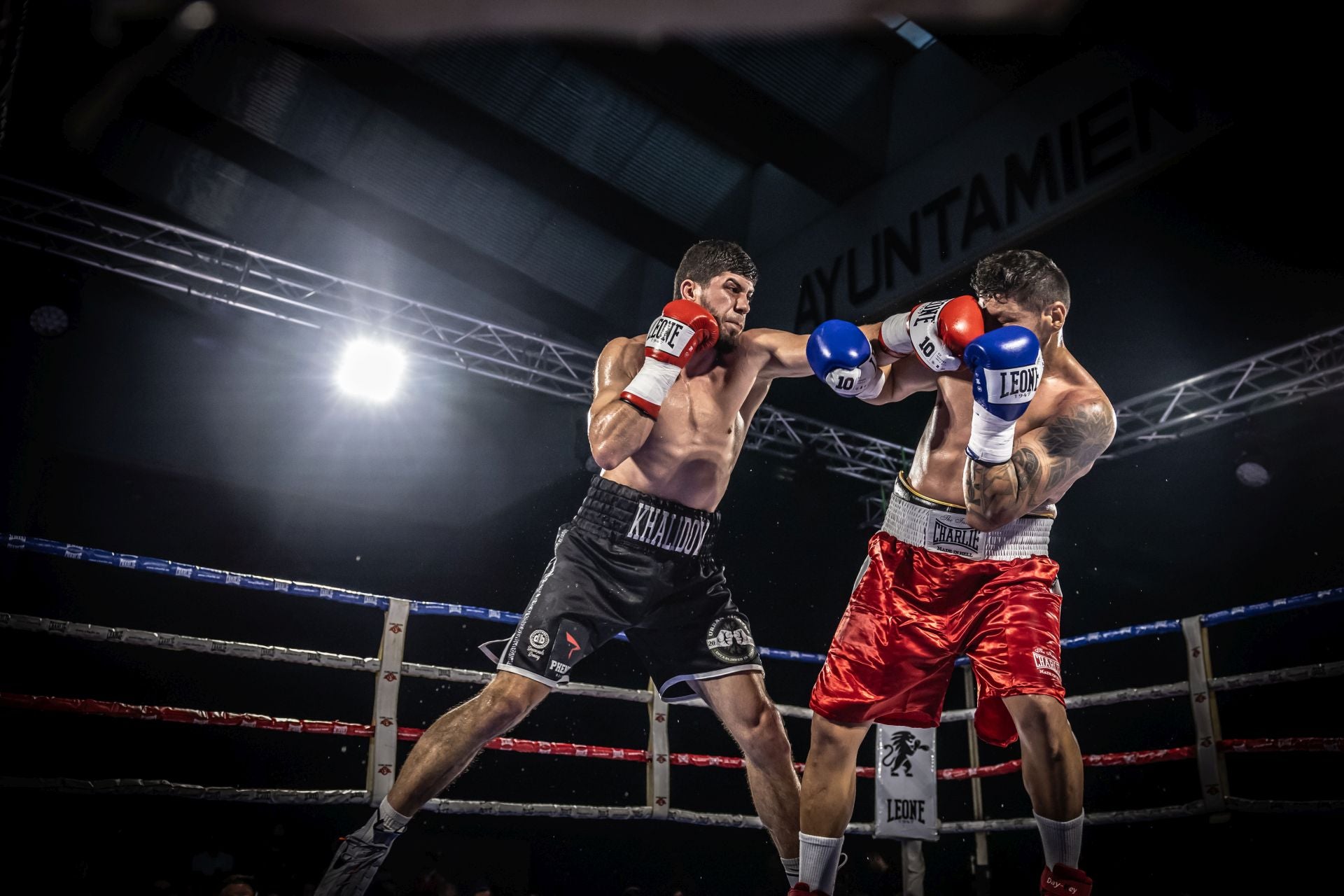 Una noche de boxeo en Las Gaunas