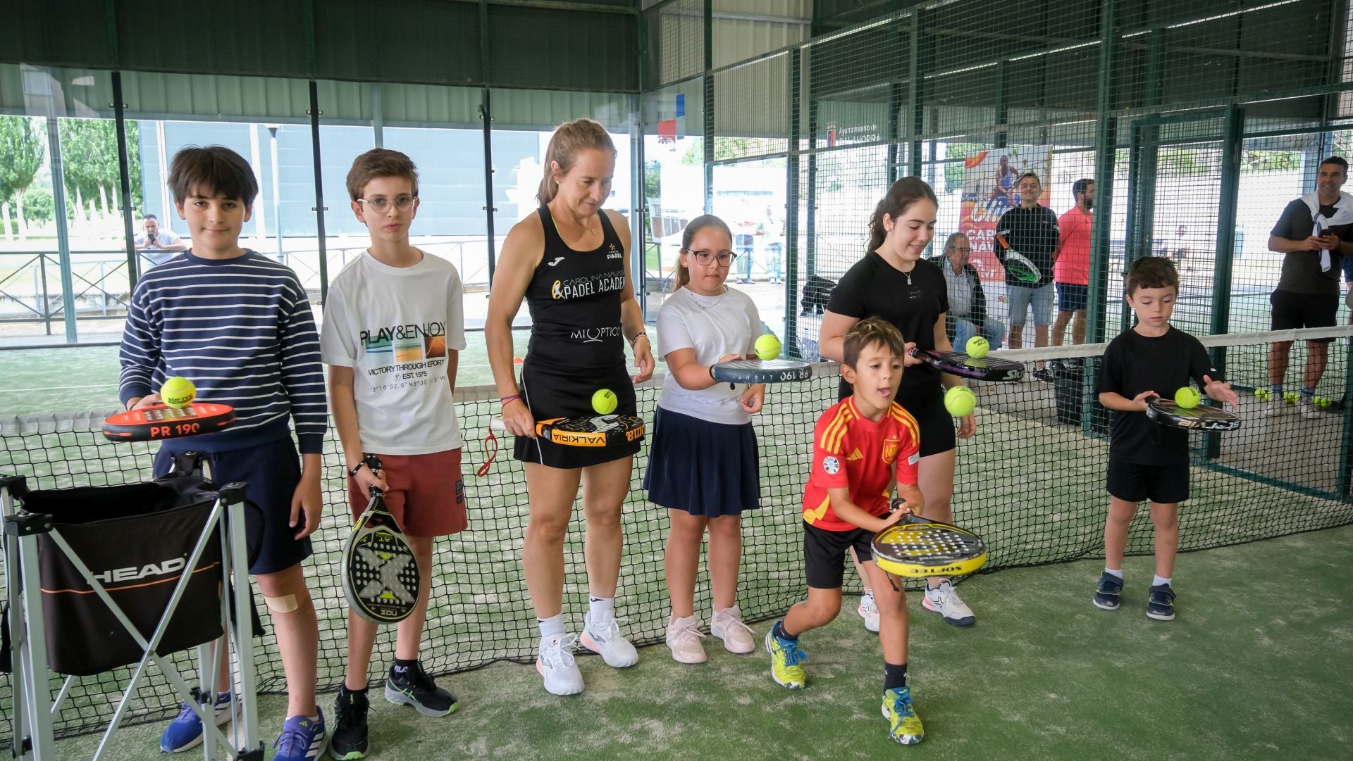 Las imágenes del clinic de pádel de Carolina Navarro en Calahorra