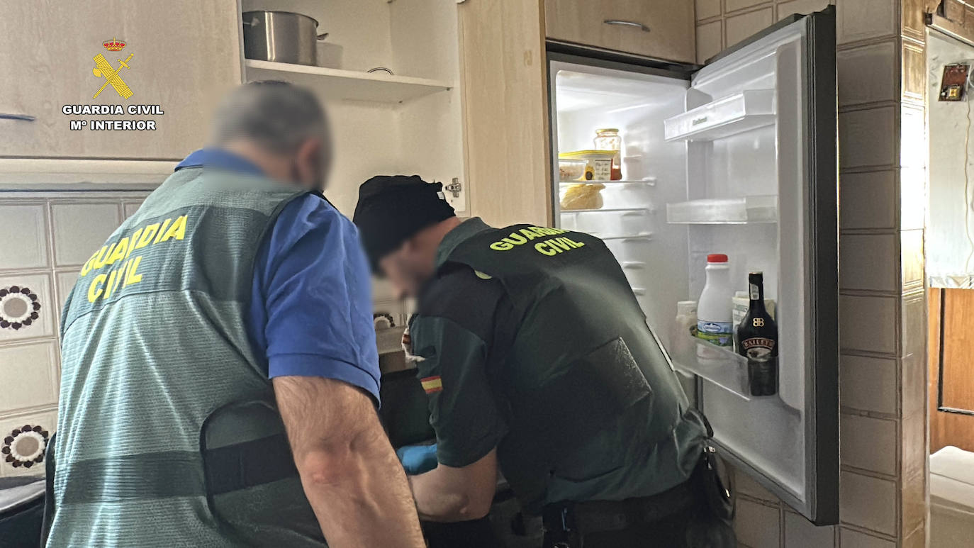 Las imágenes del operativo de la Guardia Civil en Calahorra