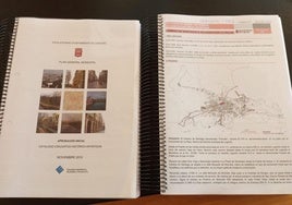 Los dos catálogos entregados por Ezquiaga según el PR+; el de 2010 a la izquierda, y el de 2024, publicado por Diario LA RIOJA, a la derecha.