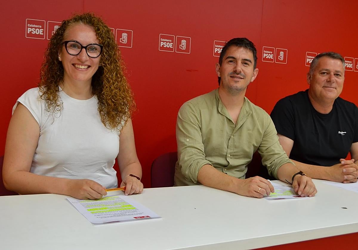 Los socialistas Rebeca Sáenz, Esteban Martínez y Jesús Garrido.