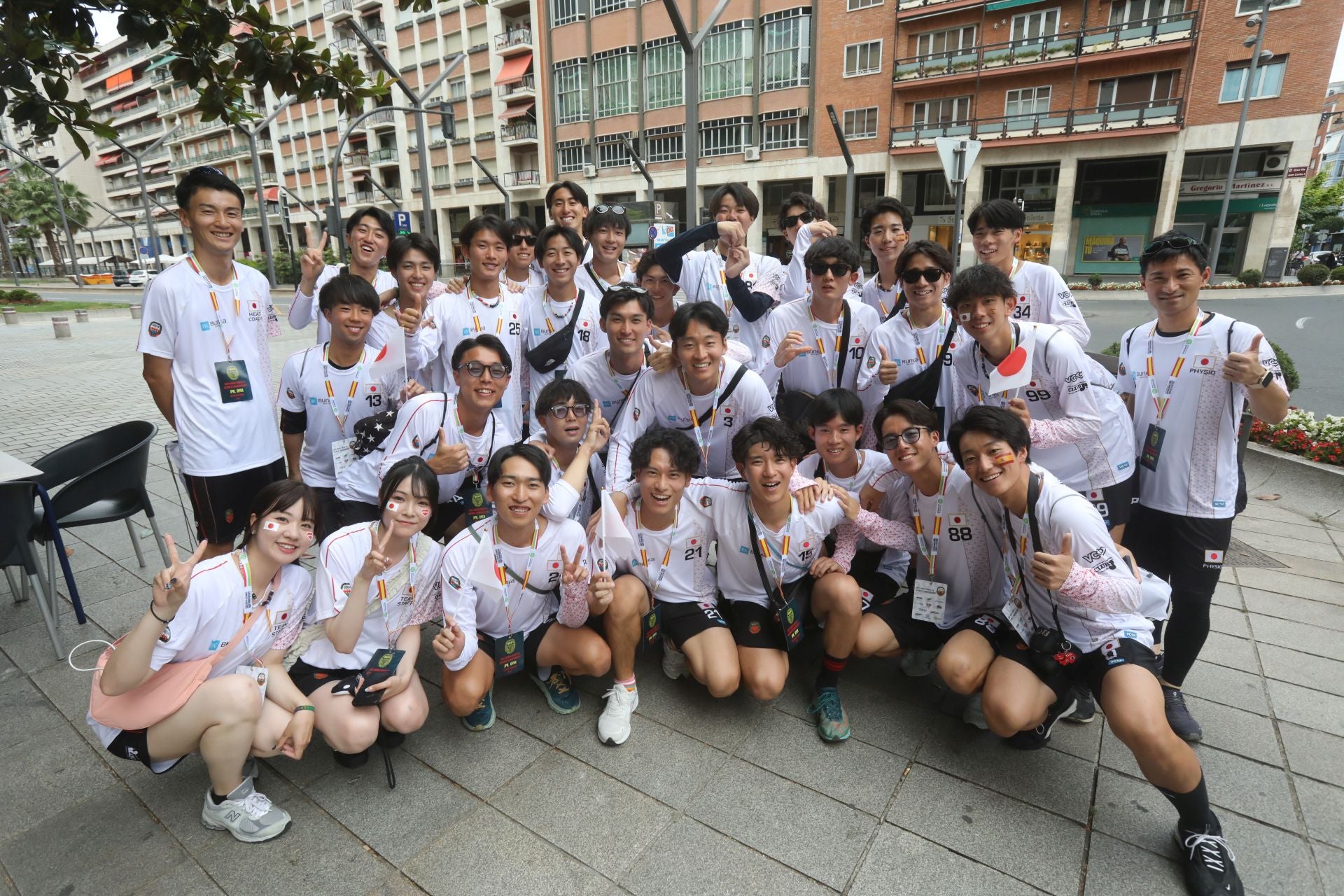 El desfile de las selecciones abre el Mundial de Frisbee