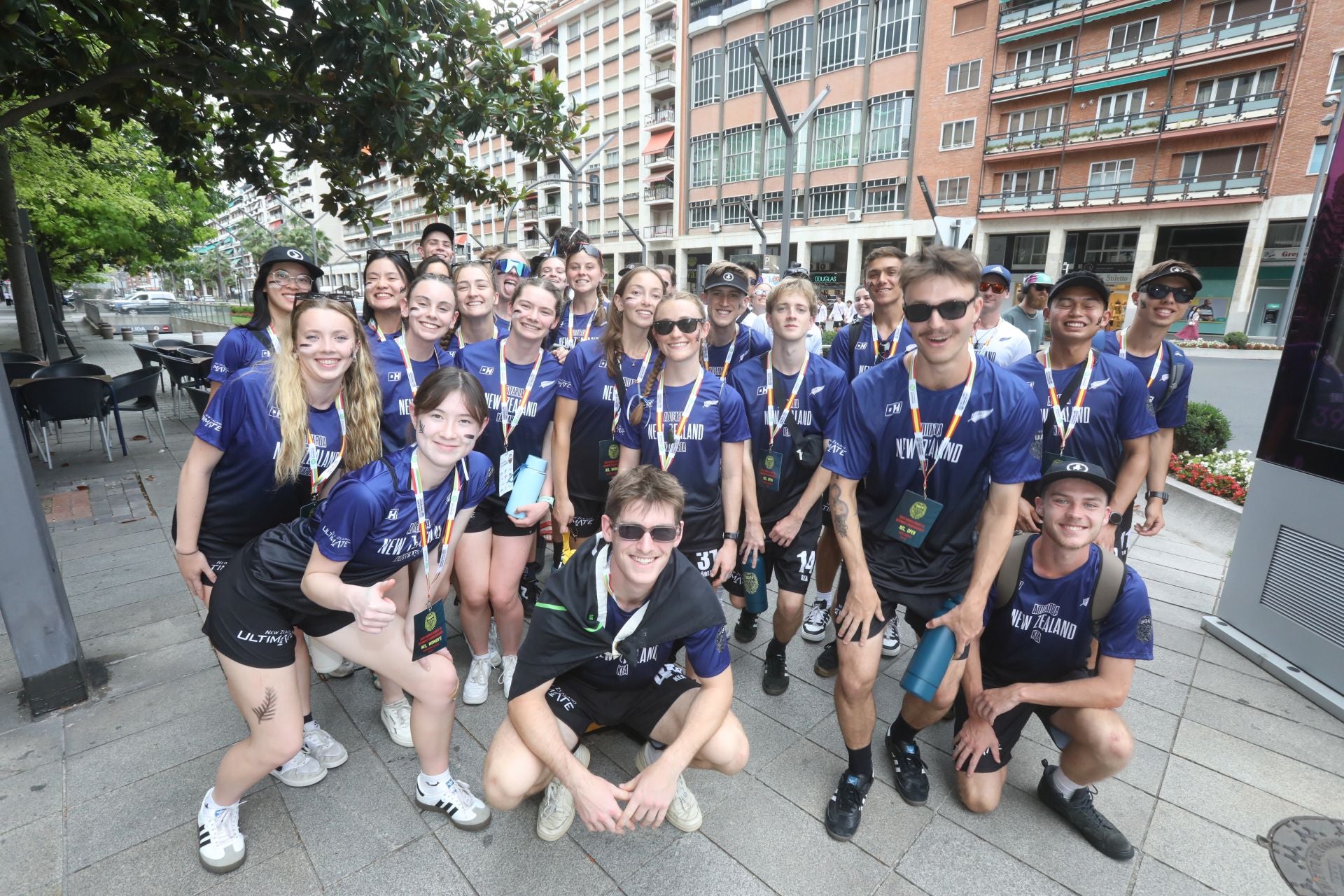 El desfile de las selecciones abre el Mundial de Frisbee