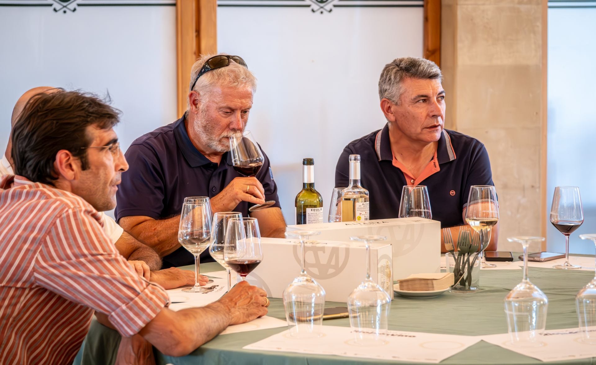 Torneos de golf Rioja&amp;Vino con Bodegas Altanza: entrega de premios y cata