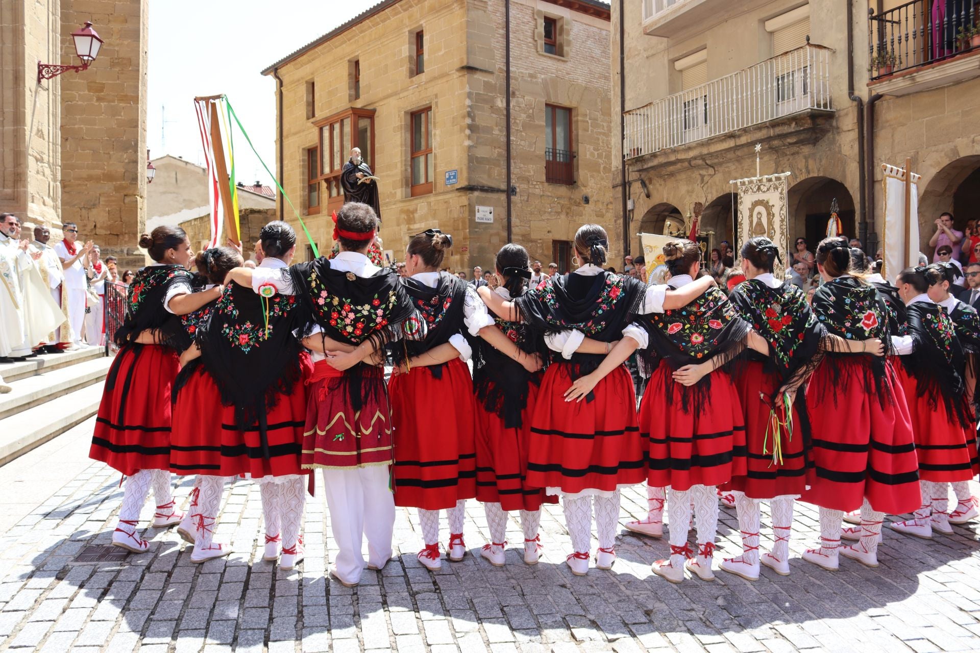San Felices recorre las calles de Haro