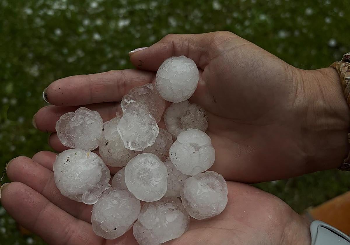 Granizo caído ayer en Haro
