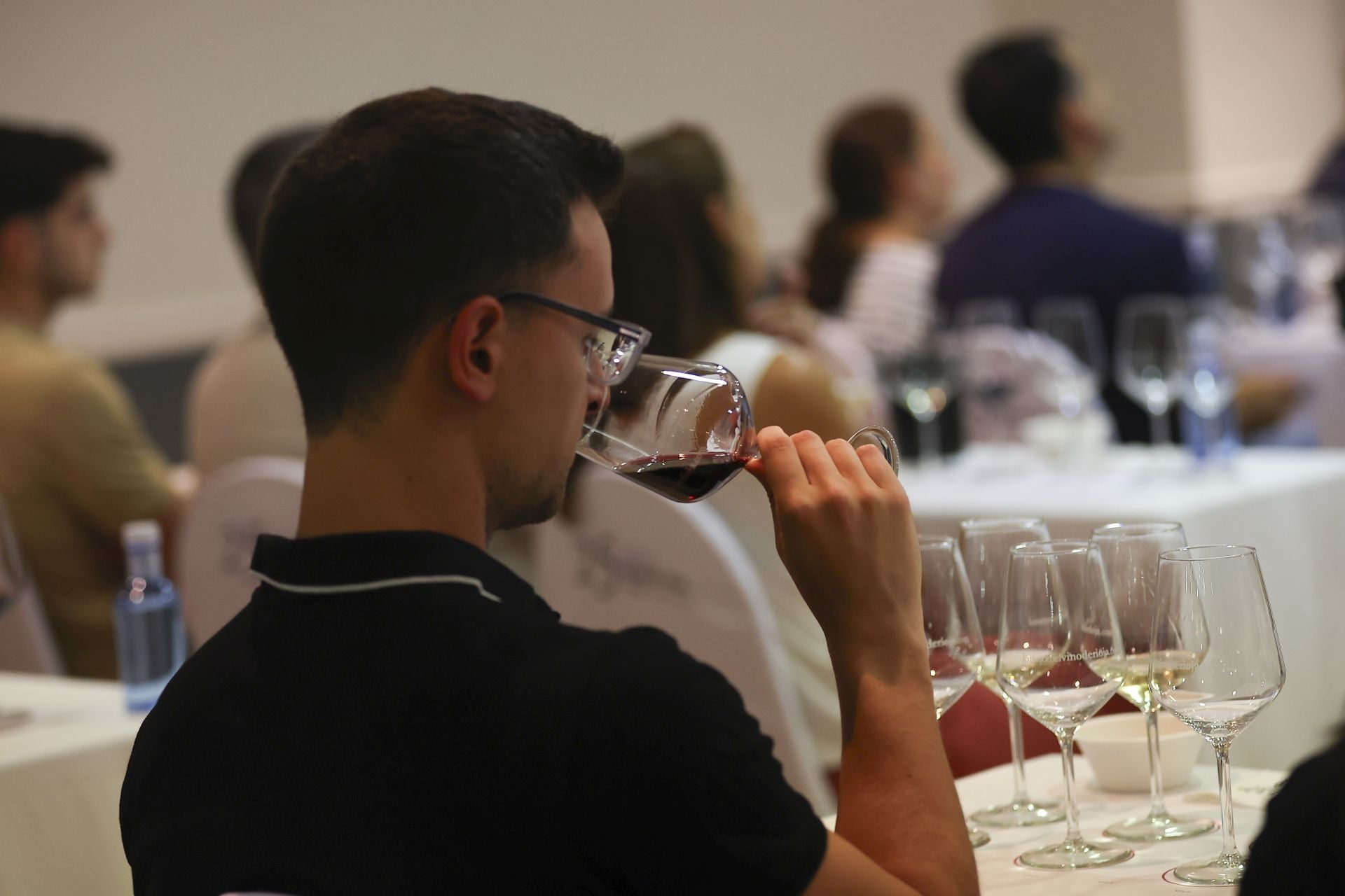Bárbara Palacios presenta su colección de vinos para lomejordelvino
