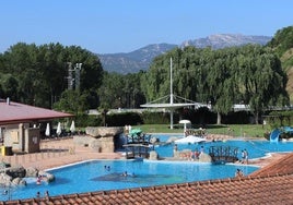 Piscinas municipales de verano de El Ferial en Haro durante la tarde de ayer.