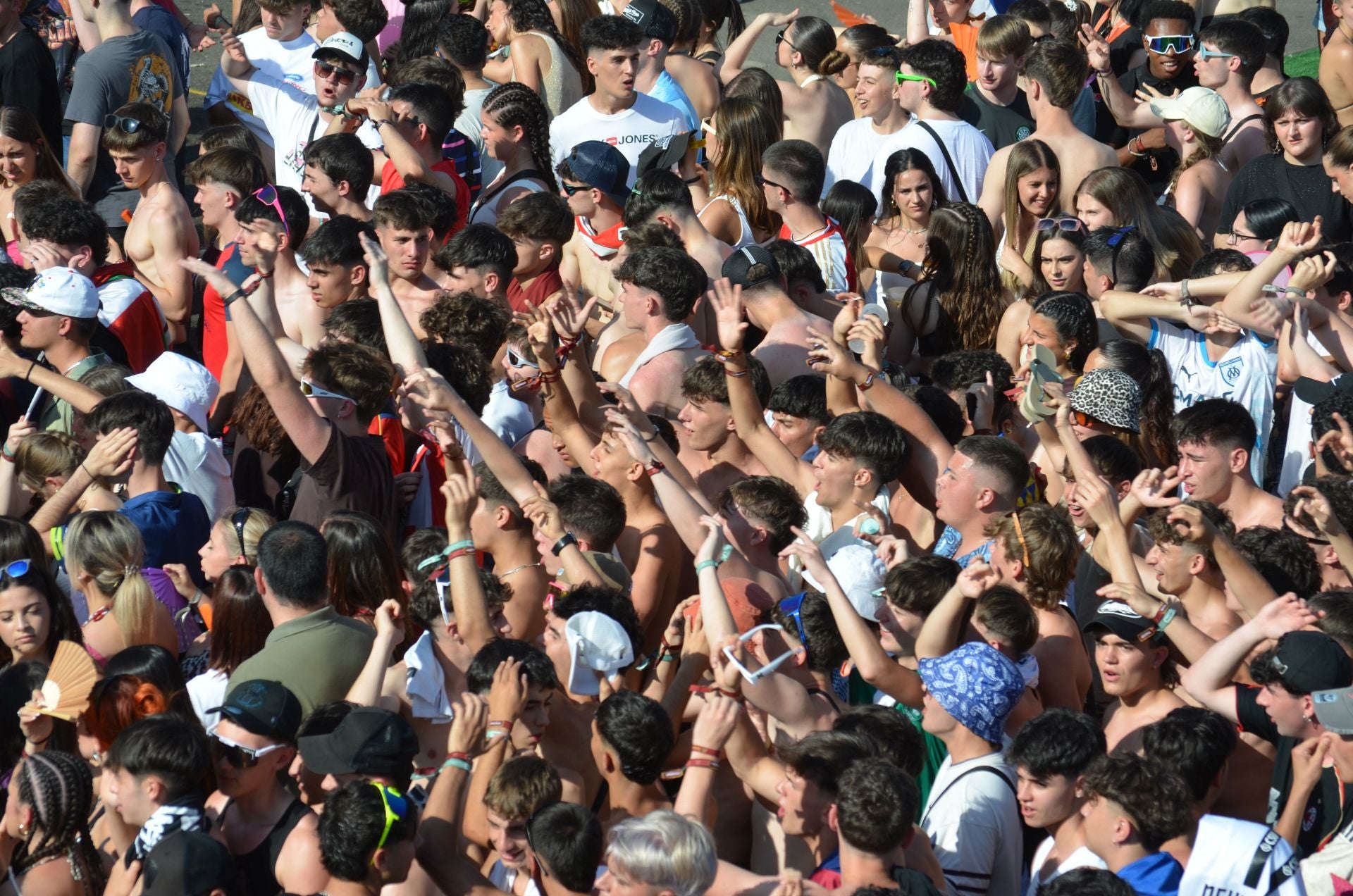 Las mejores imágenes de la noche inaugural del Holika