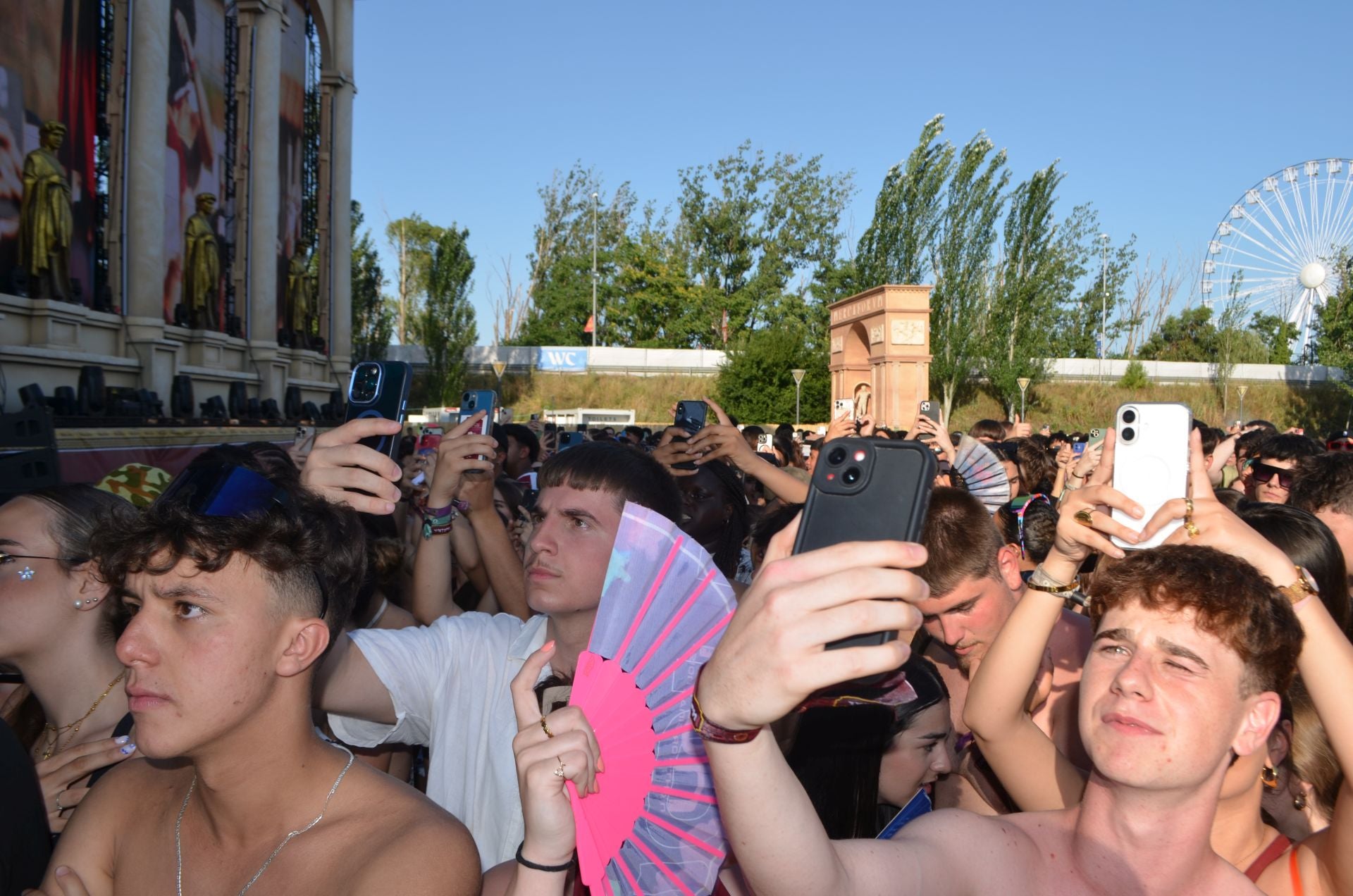 Las mejores imágenes de la noche inaugural del Holika
