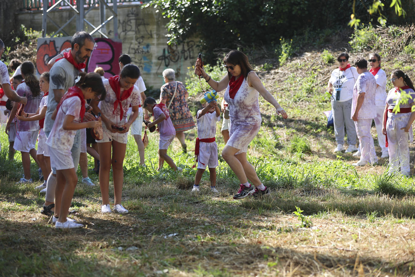 Las imágenes de la Batalla del Vino Infantil de Haro