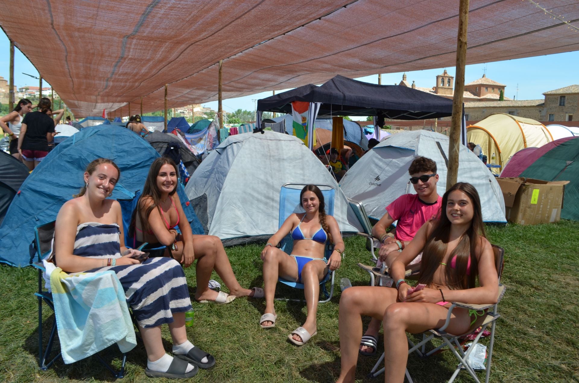 La acampada de los &#039;holikers&#039;