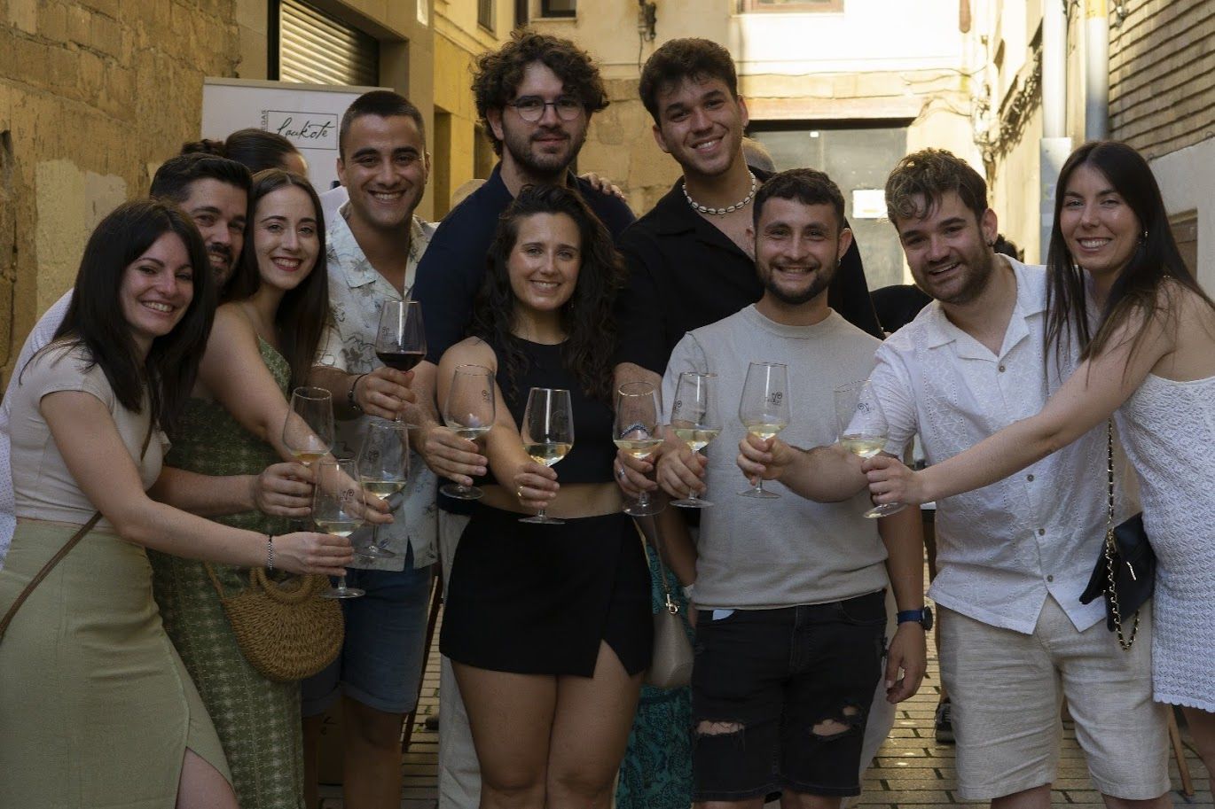 La calle San Juan de Logroño culmina sus fiestas con la Cata Popular de los XVI Premios Ecovino
