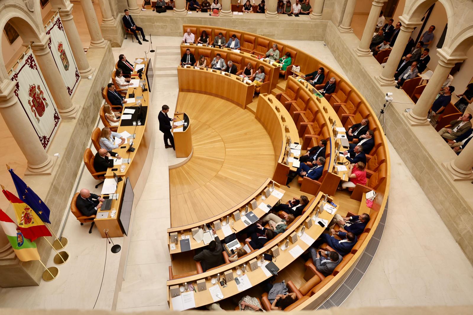 Las imágenes de debate del estado de la región