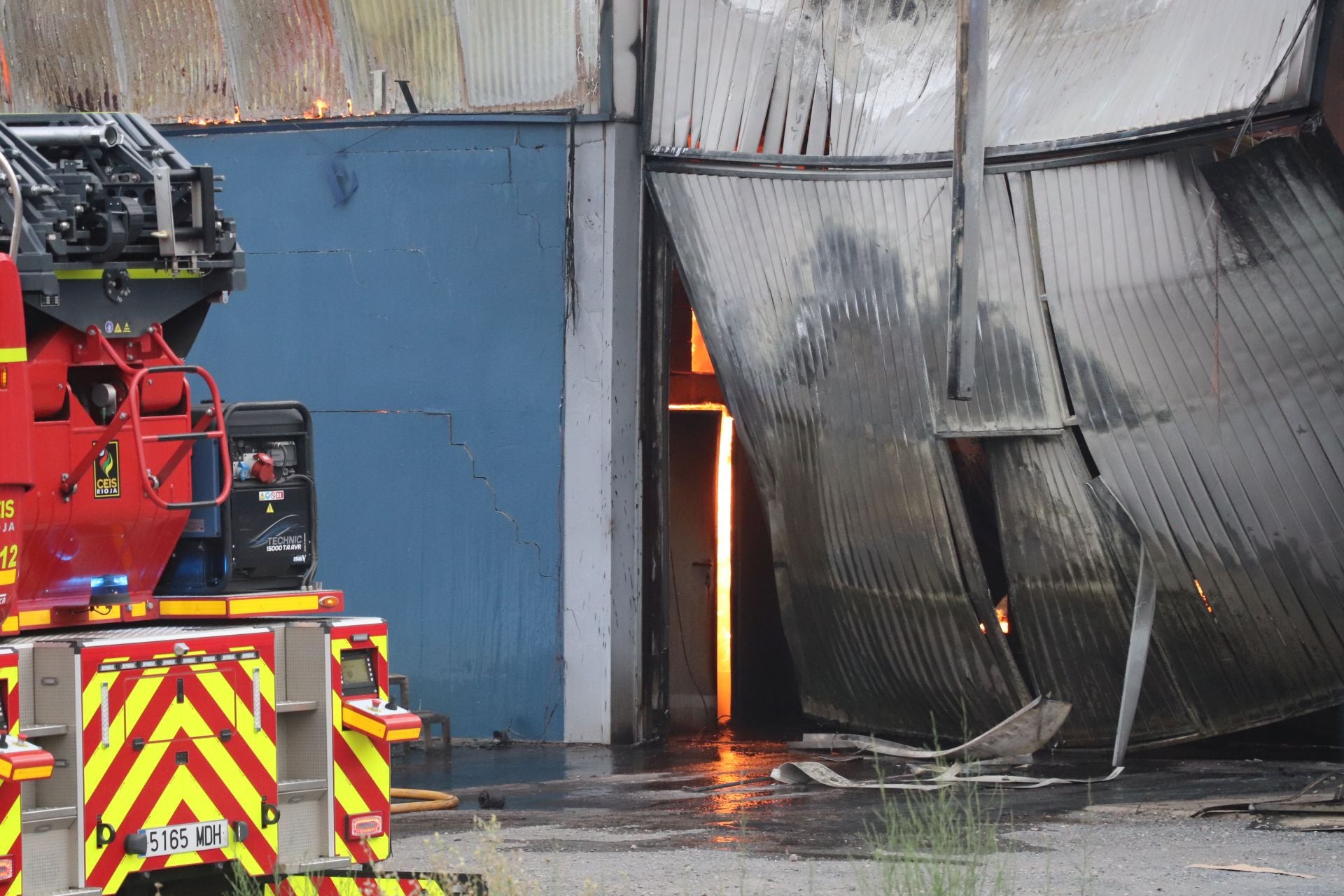 Las imágenes del incendio en Sillalfaro