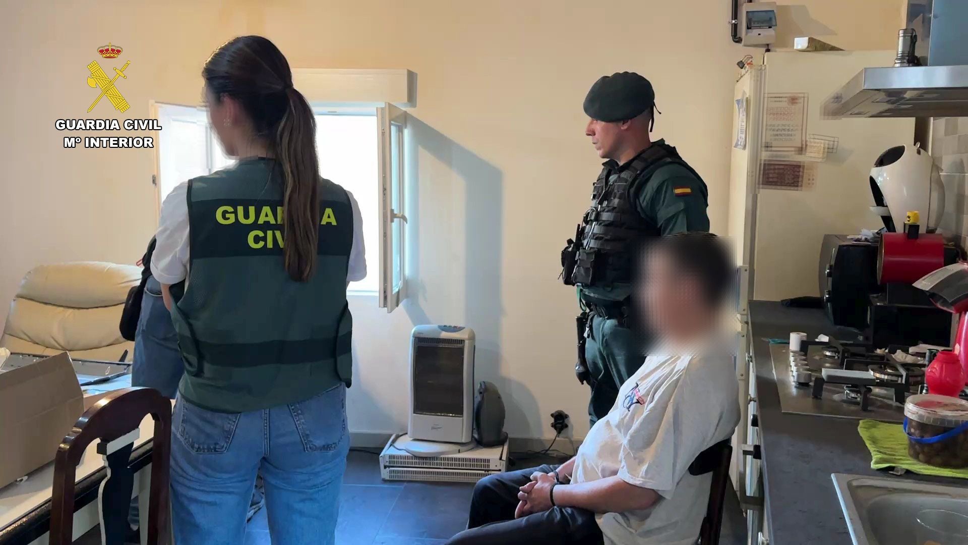 Las imágenes de la operación antidroga en Alcanadre