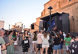 Fiesta del vino con música de Sabina en Ausejo