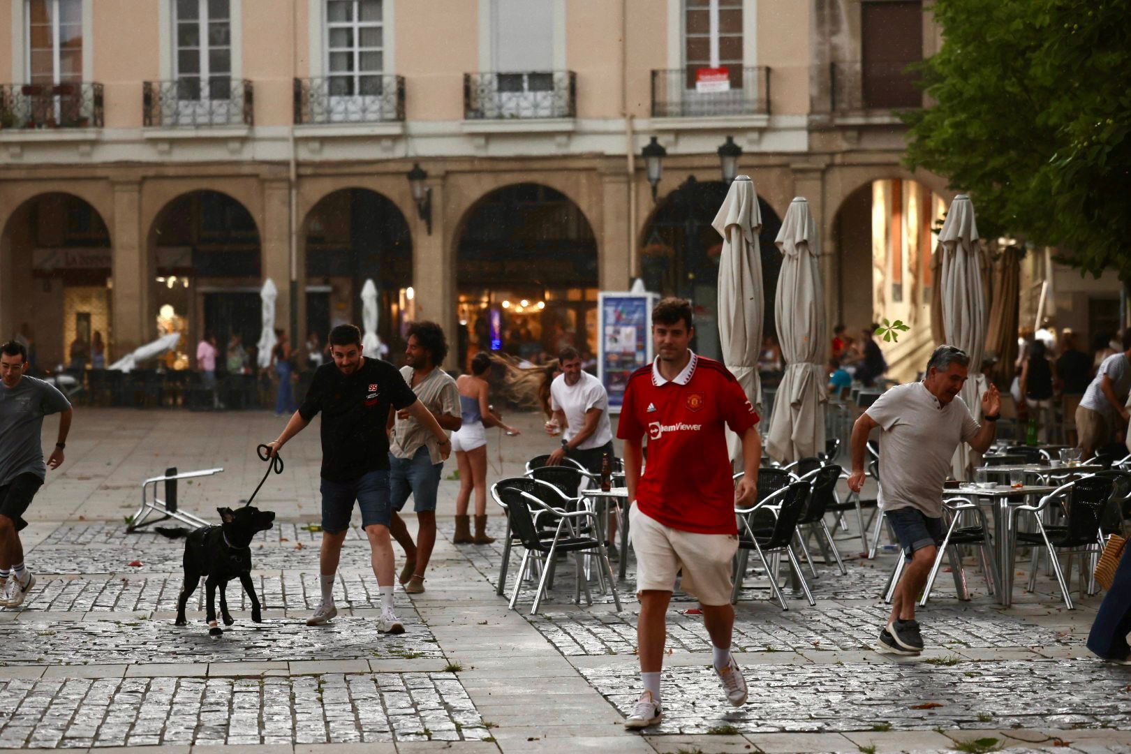 Las imágenes de la fuerte tormenta caída en Logroño