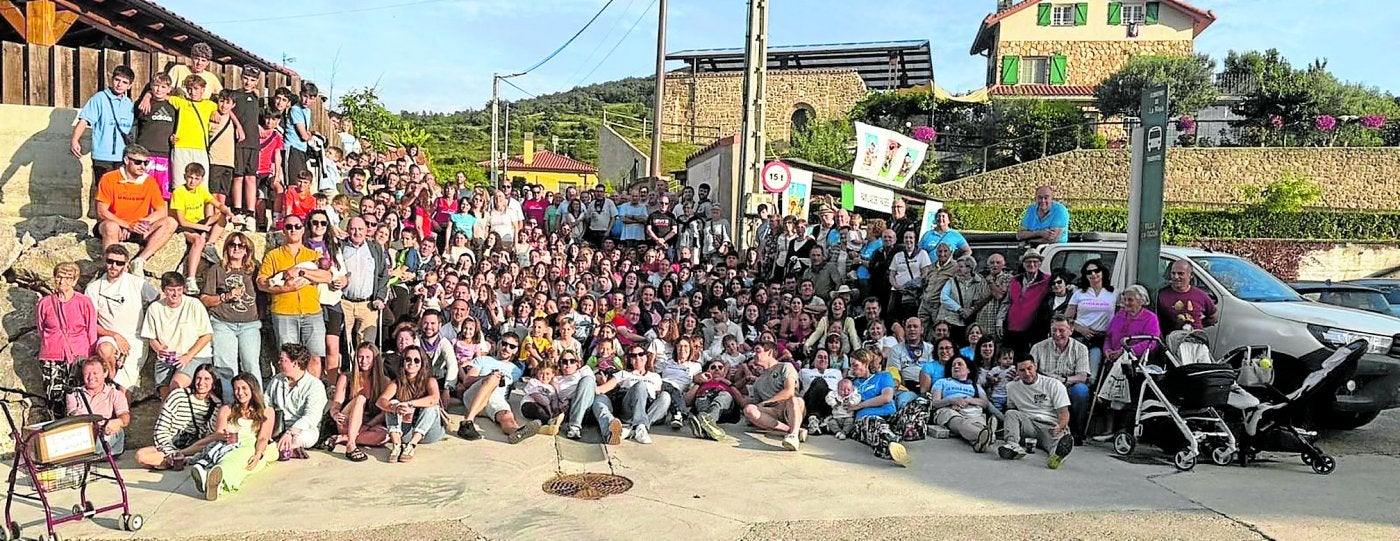 Hermandad vecinal en La Villa de Ocón durante sus fiestas