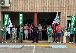Concentración de los trabajadores de la prisión de Logroño.