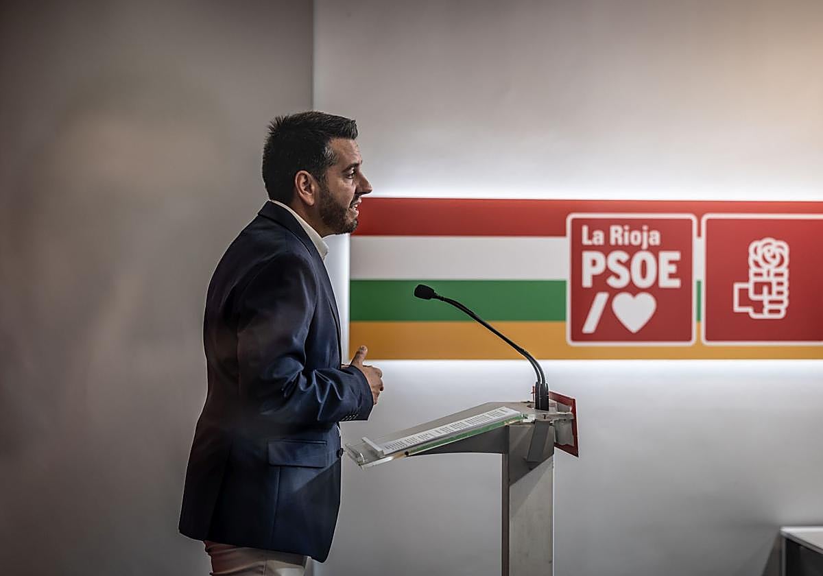 Javier García durante una rueda de prensa el pasado viernes