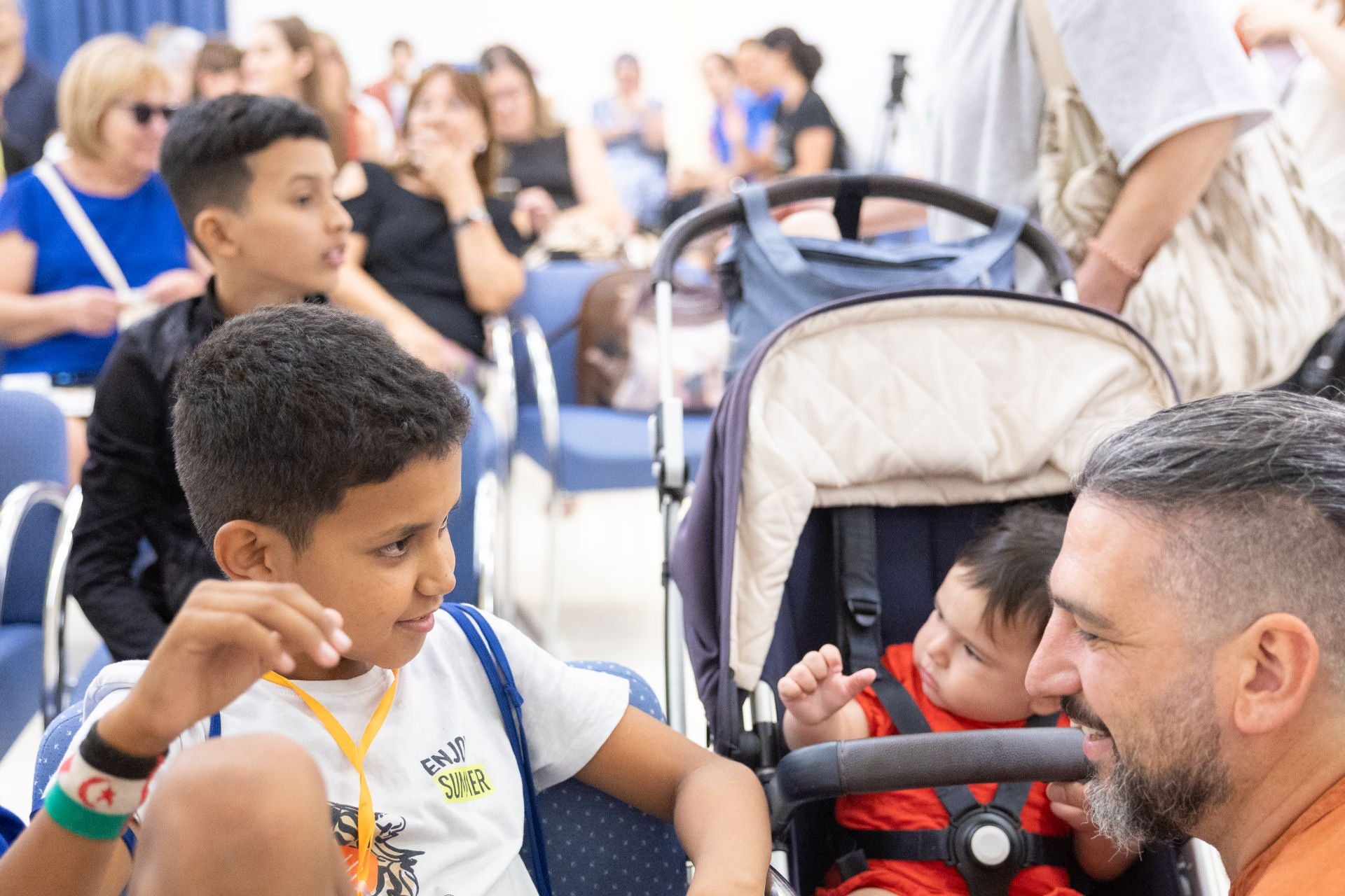 Logroño recibe a los niños saharauis que vivirán con familias de acogida