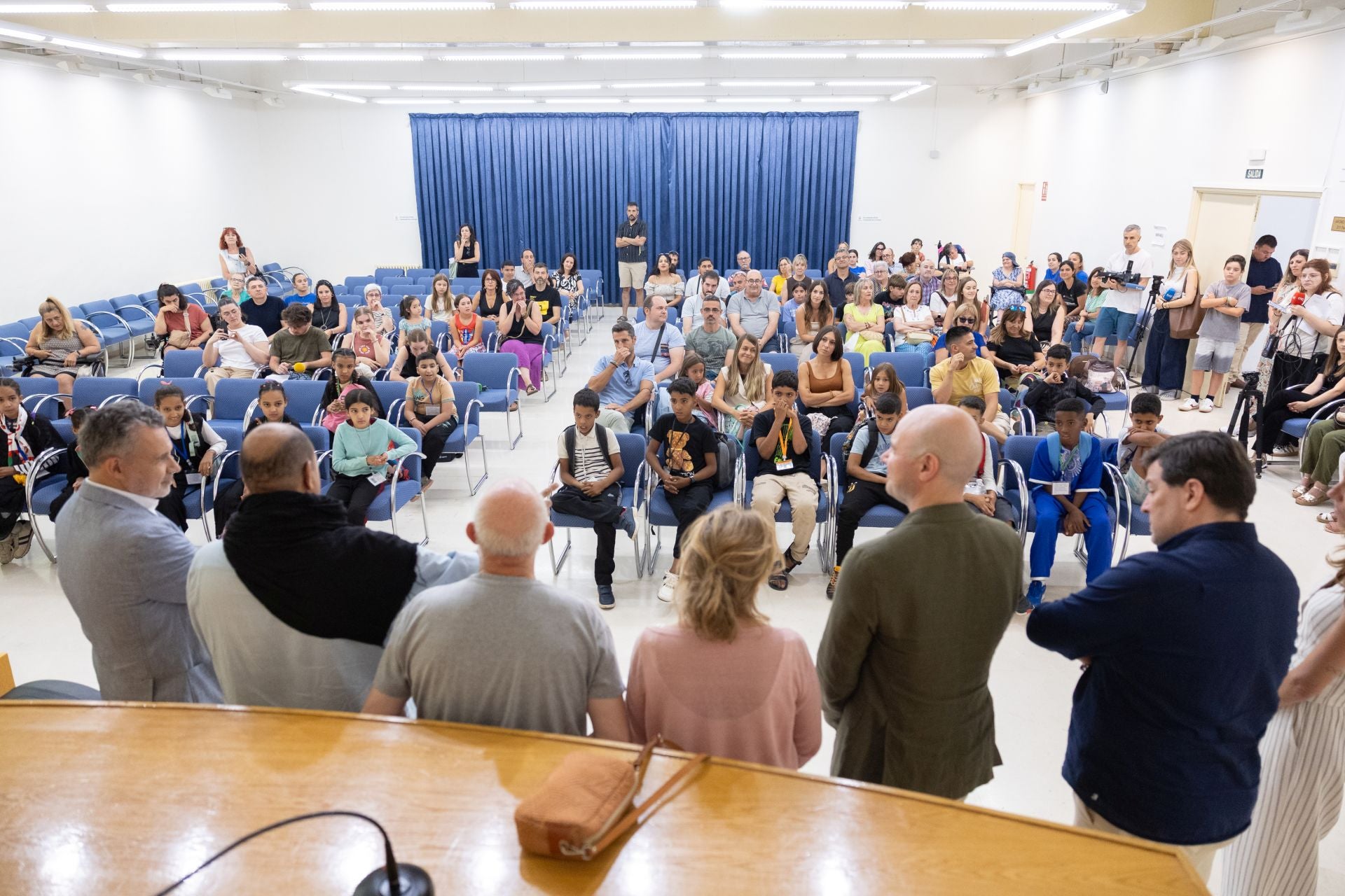 Logroño recibe a los niños saharauis que vivirán con familias de acogida