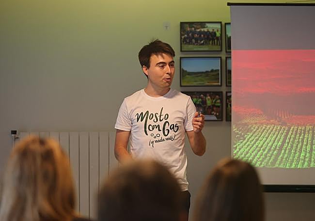 Presentación en el Campo de Golf de Sojuela.