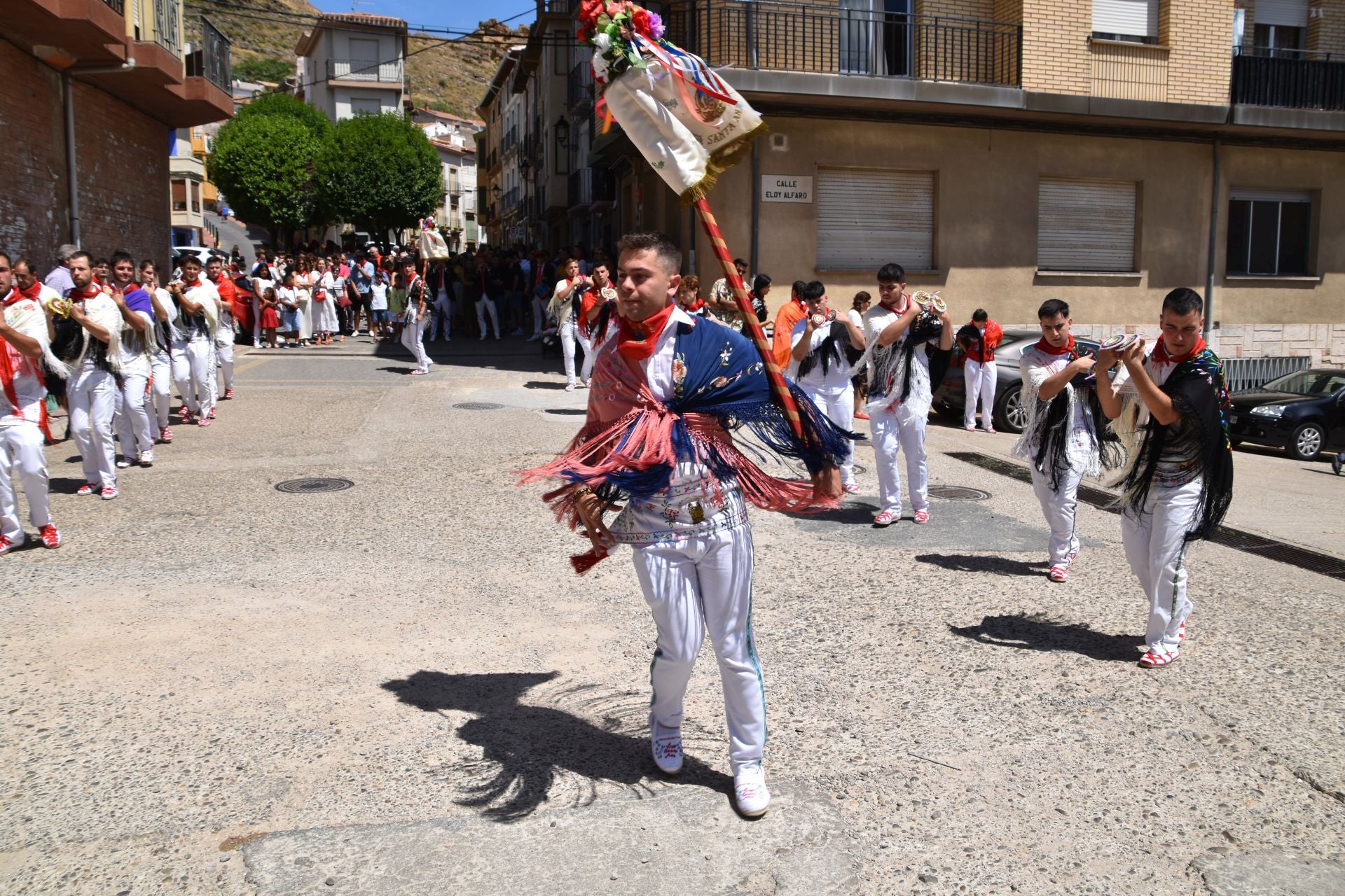 La bajada de Santa Ana y el baile de la gaita, en Cervera