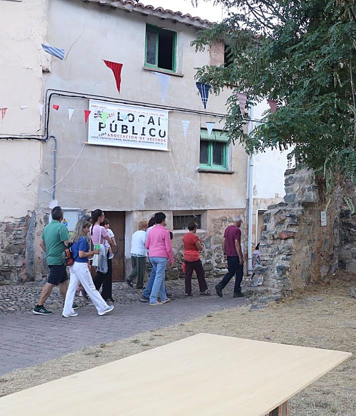 Imagen secundaria 2 - Treinta y cinco años de colorida y poética reivindicación