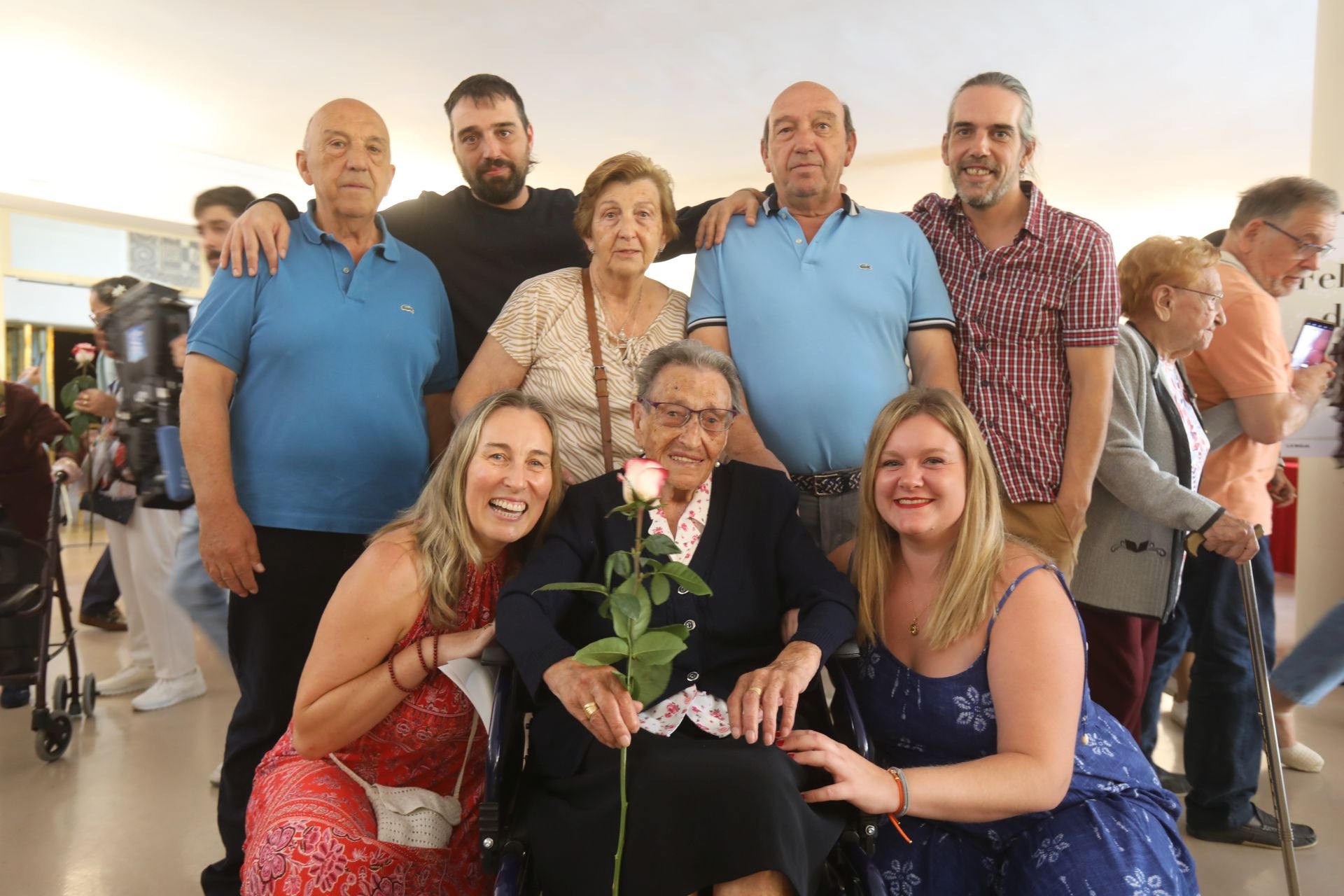 Las imágenes del homenaje a los abuelos de Logroño