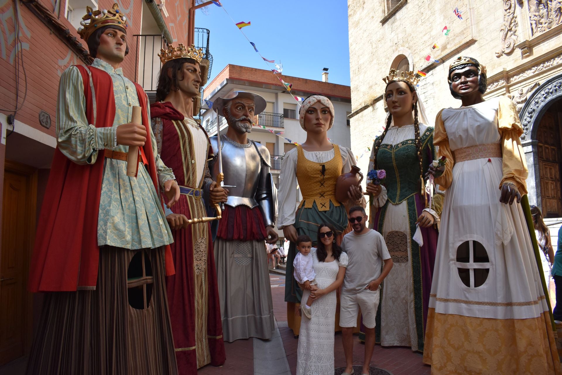 Procesión, misa, gigantes y bailes de la Gaita