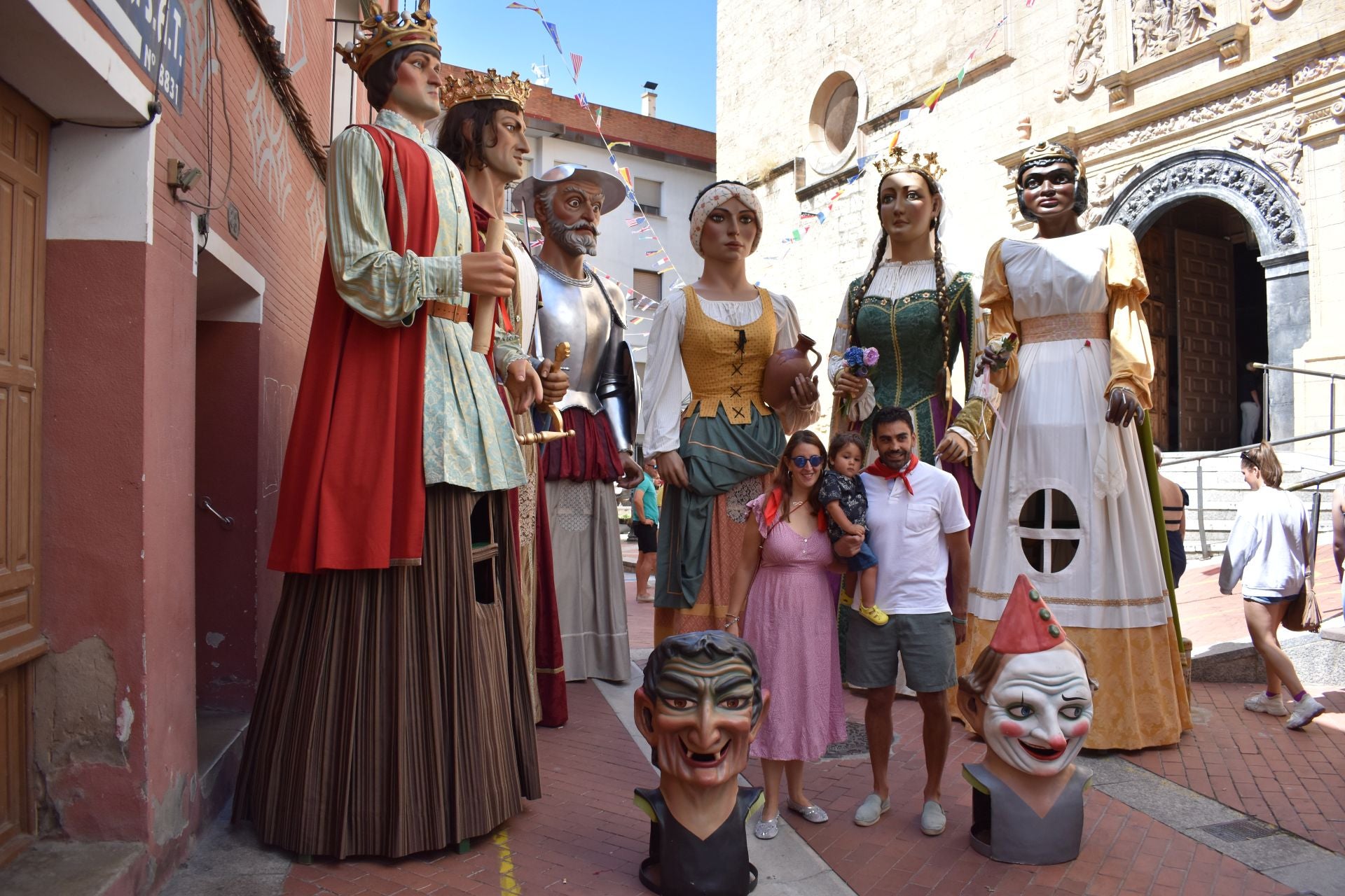 Procesión, misa, gigantes y bailes de la Gaita